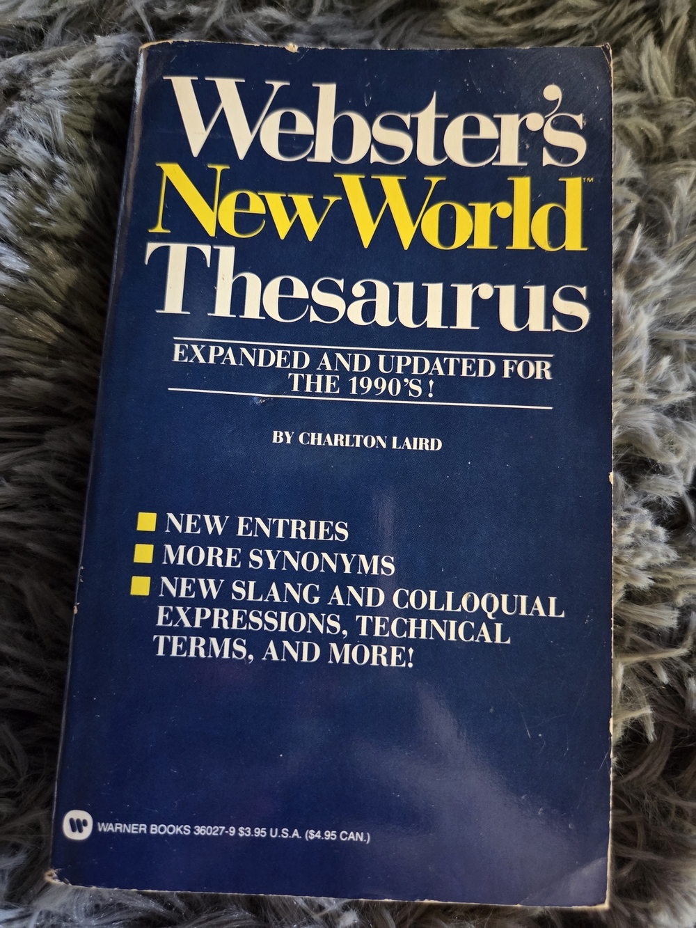 Vintage 90s Webster's New World Thesaurus - Navy Blue Cover